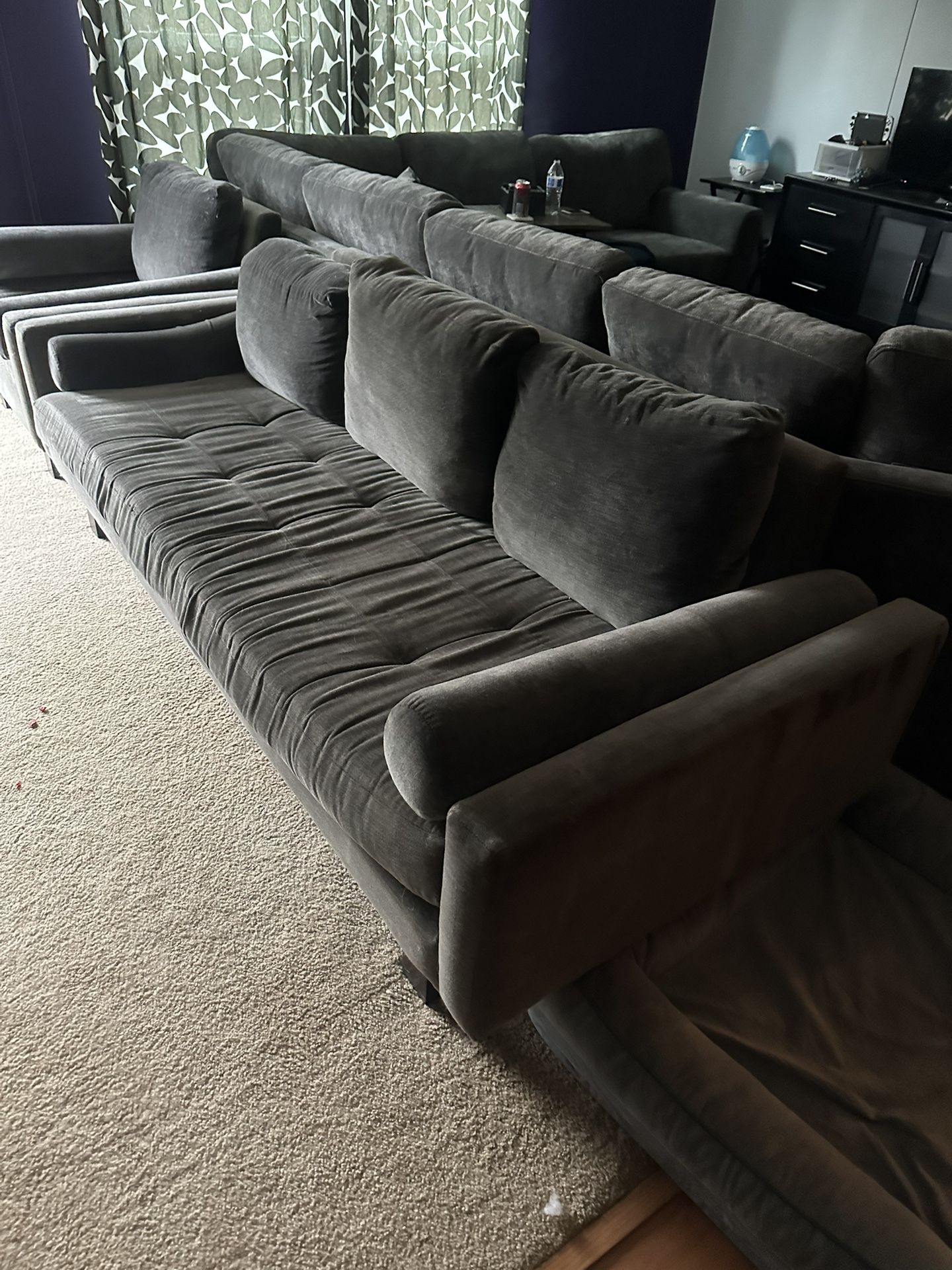 2Danes Couch And Chair Set