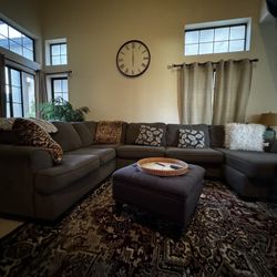 Grey Sectional - 3 Pieces - Moving 