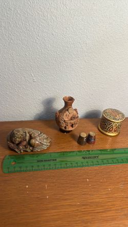 Vintage Collectibles lot ( mixed Asian items )