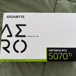 Gigabyte 5070 Ti Aero Silver/White