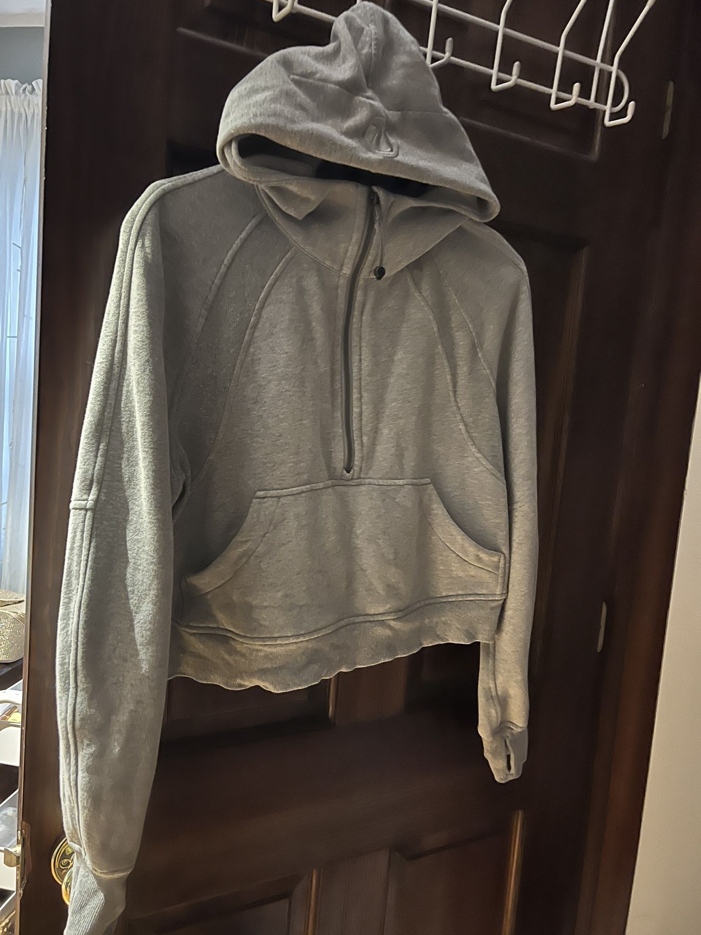Lululemon Scuba Sweatshirt Size XS/S