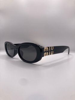 Miumiu black sunglasses with logo and case