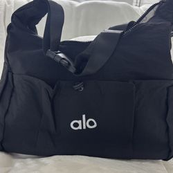  Yoga Multi-Pocket Crossbody Bag