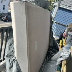 Box Spring 