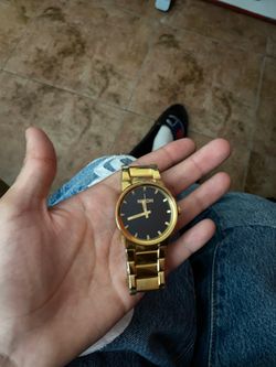 Nixon watch