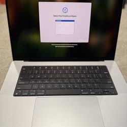 New Apple MacBook Pro 16” M4 Pro 48gb 512gb AppleCare Plus 2028!!