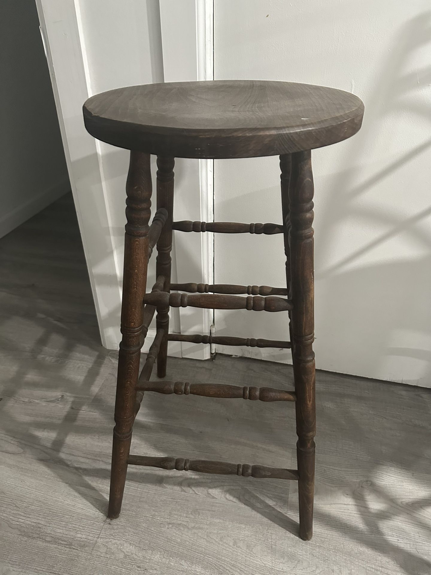 Set Of 2 Wooden Bar Stools