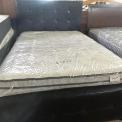 Full Size Mattress And Boxspring With Bed Frame 🚚 Free Delivery 🚚