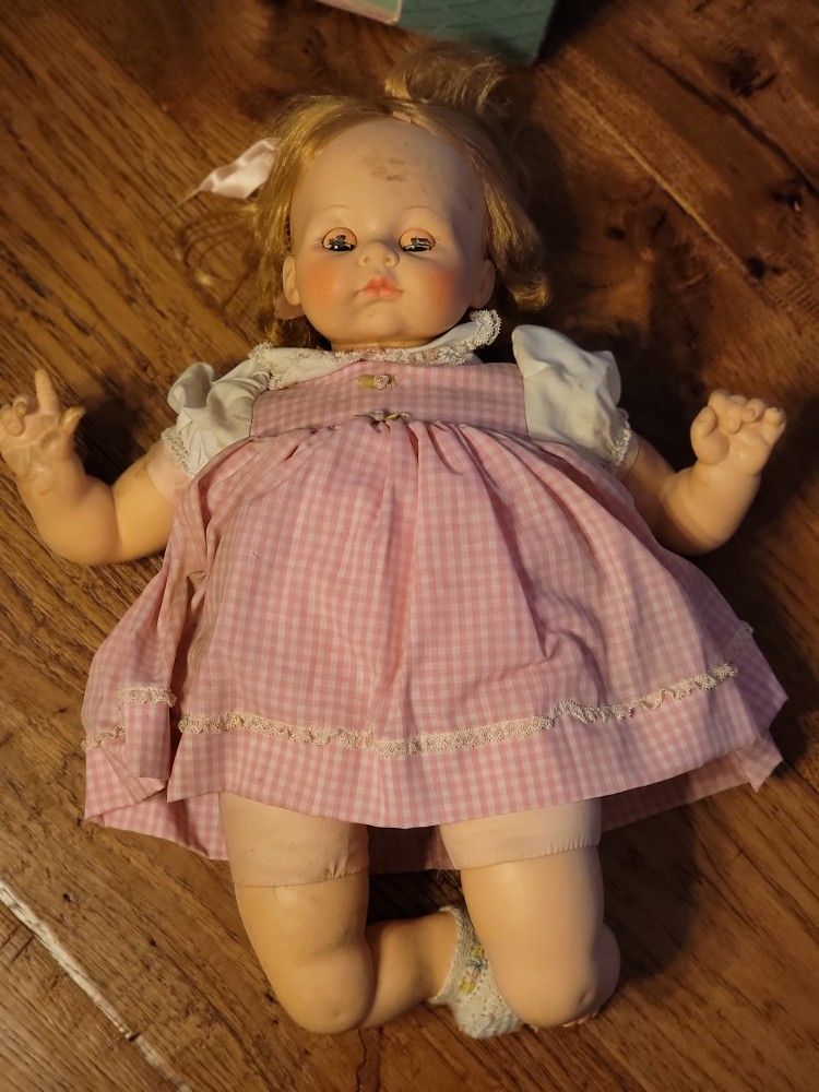 Madame Alexander Doll #6538. She Is A Little On The Rough Side