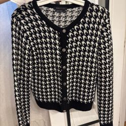 BCBG black and white houndstooth cardigan