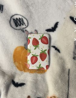 Strawberry Portable Charger – 6000mAh | iPhone Lightning & USB-C Included 