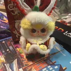 Pop Mart  This is a Baby Three Merry Christmas Berry Plush Bunny