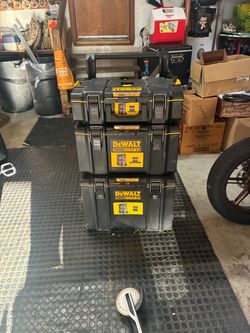 DEWALT Tool Box Set