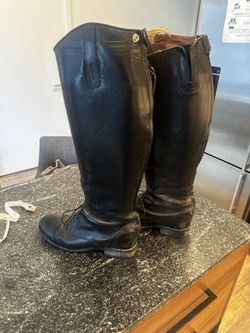  Hunter/English Tall Zip Leather Riding Boots - Women’s Size 7.5” (Medium/Full Calf) 