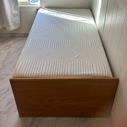 Twin Bed With Frame 