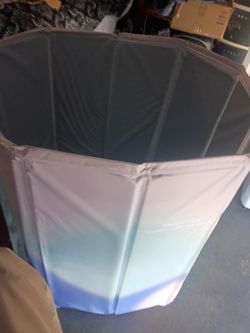 Portable shower tub