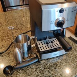 Espresso Maker With Milk Frother