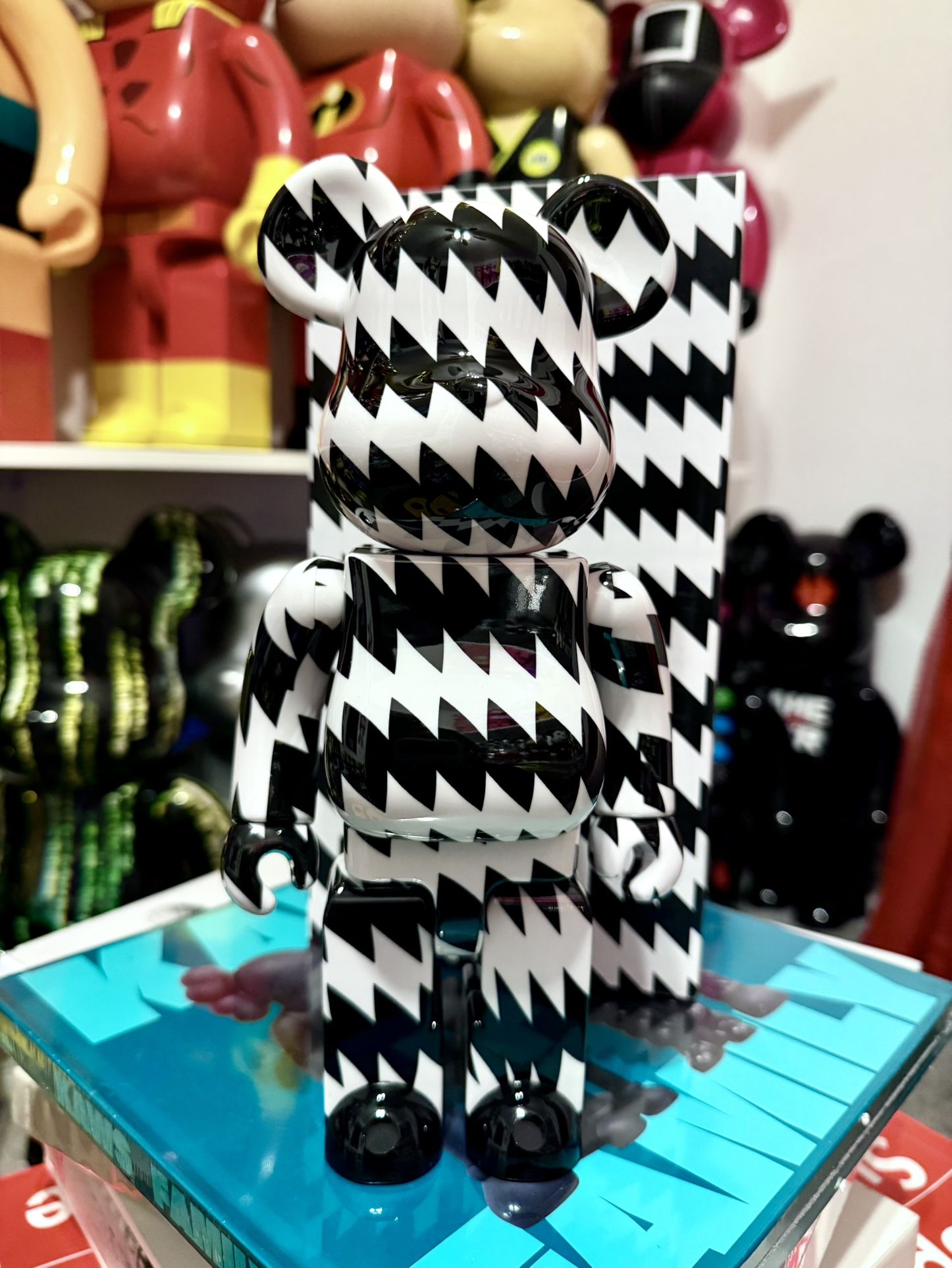 Bearbrick 400% - Mint Designs ZigZag