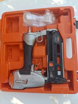 Finish nail gun