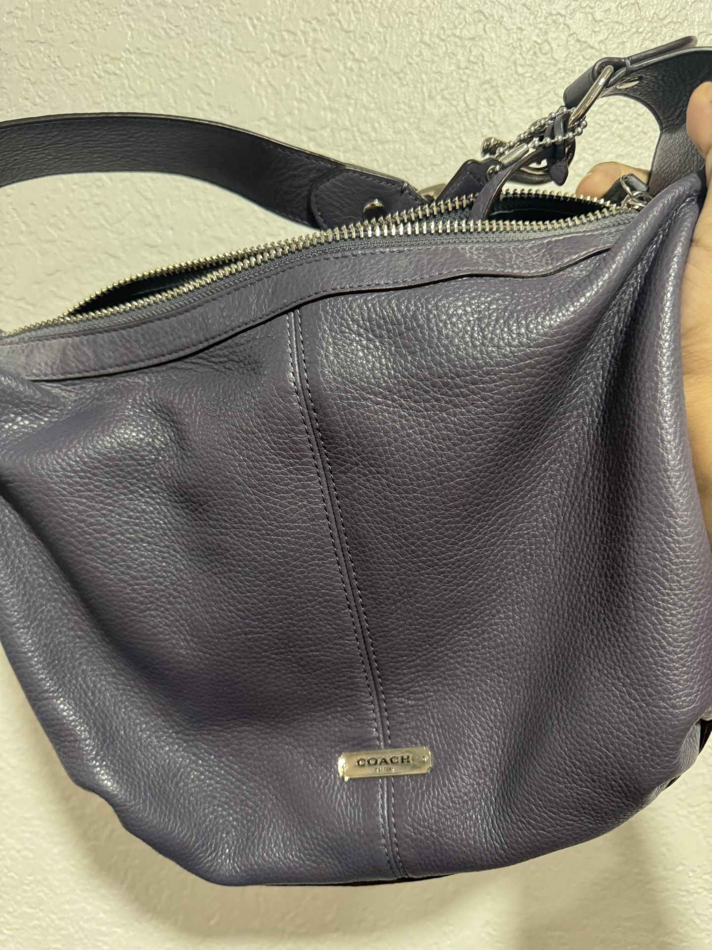 Coach Leather Phoebe Shoulder Bag โ F23960 (Purple)