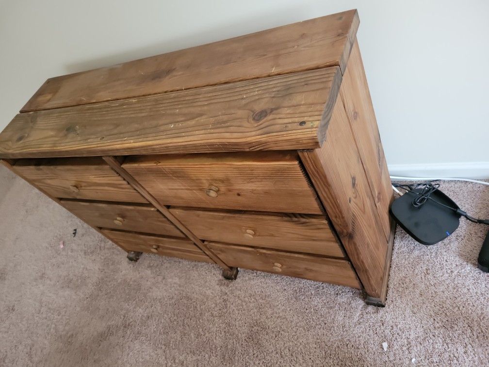 2 Twin Beds And 6 Drawer Dresser