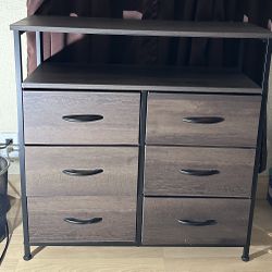 6-Drawer Dresser/Night Stand