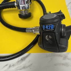 Scubapro MK17 EVO DIN 1st stage W/ D420 2nd stage 