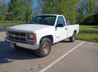 1996 CHEVY TRUCK 80K MILES