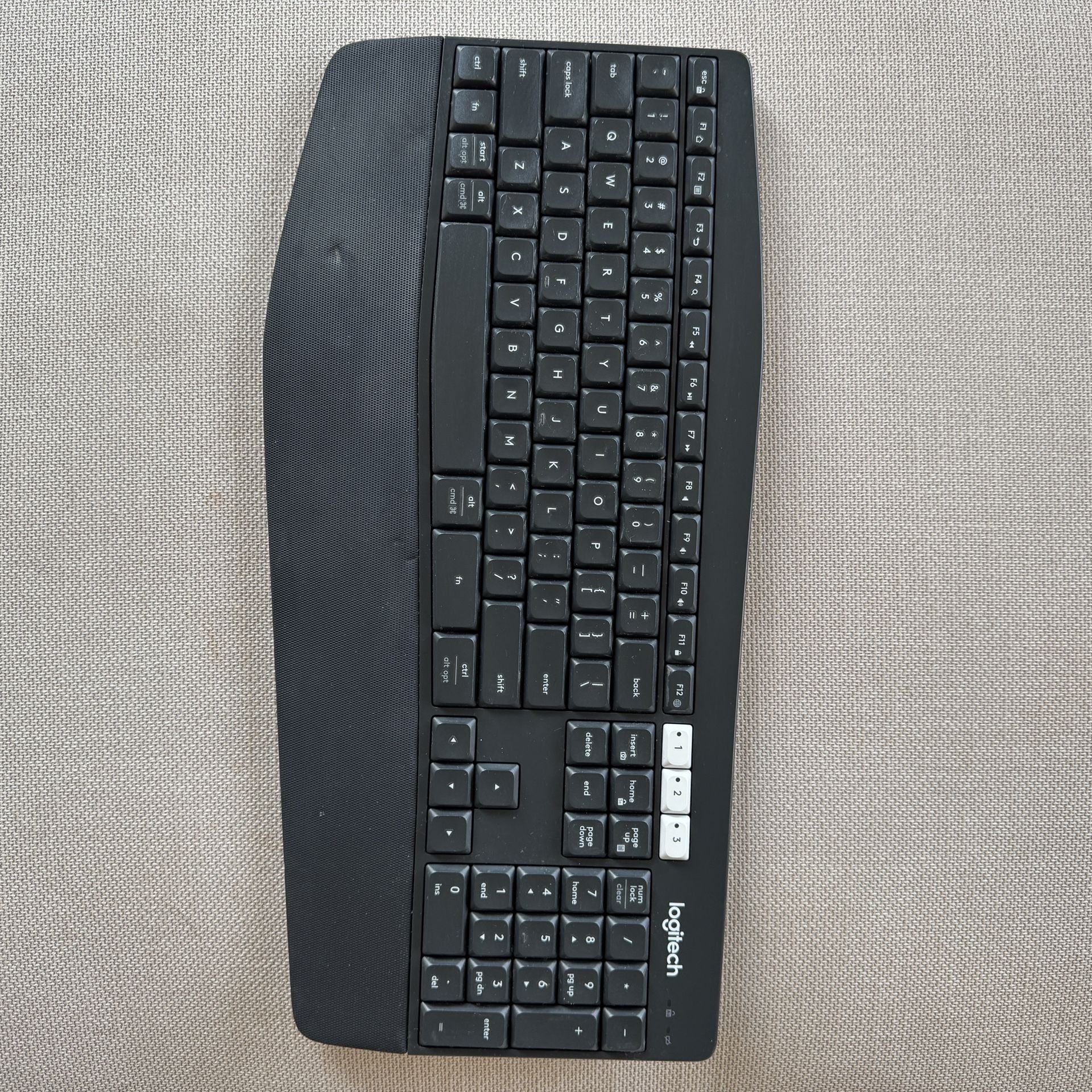 Logitech MK850 Performance Keyboard & Mouse Bundle