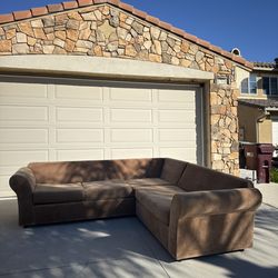 Delivery Available Two Piece Sectional Couch with Accent Pillows