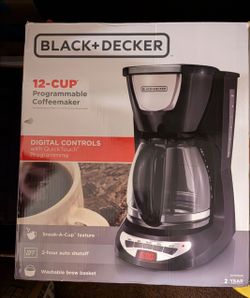 Brand New BLACK+DECKER 12-Cup Programmable Coffeemaker (DCM100B) – Unopened