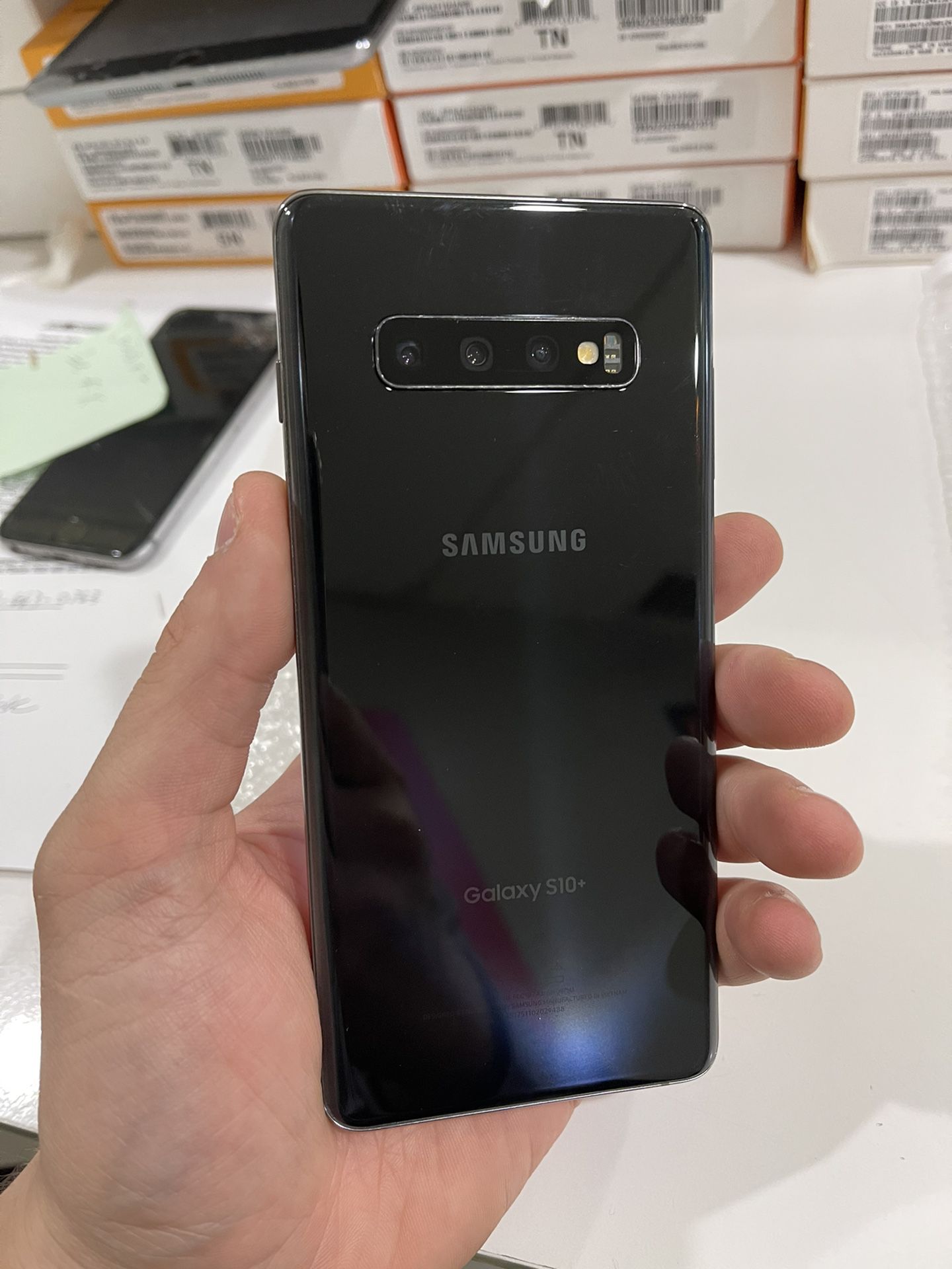 Unlocked Samsung Galaxy S10+ 128gb Black