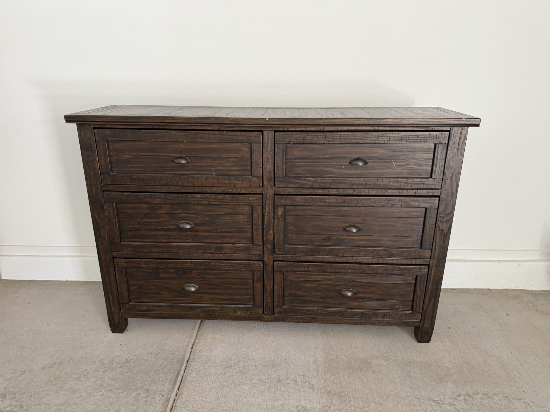 Brown Sturdy 6 Drawer Dresser