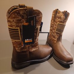 Ariat size 11, steel toe, Square toe, Boot