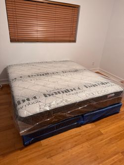 King pillow top mattress and box spring set (2pc - brand new)