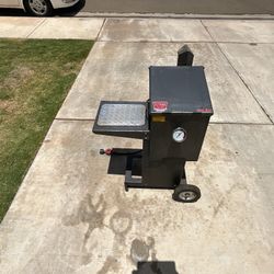 R &V Works Deep Fryer