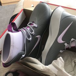 Nike Shoes Brand New