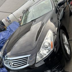 2012 Infiniti G37