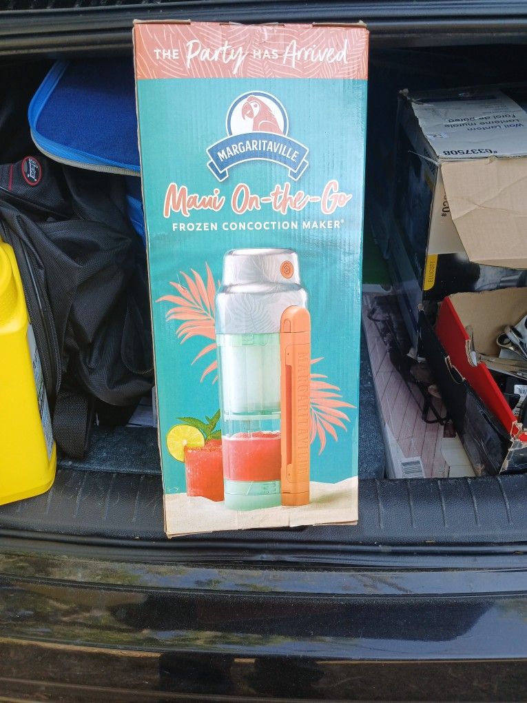 Margaritaville "MAUI ON -THE -GO"