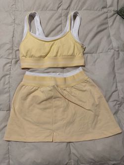 Alo workout outfit