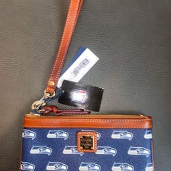 Seahawks Wristlet - Women's Wallet