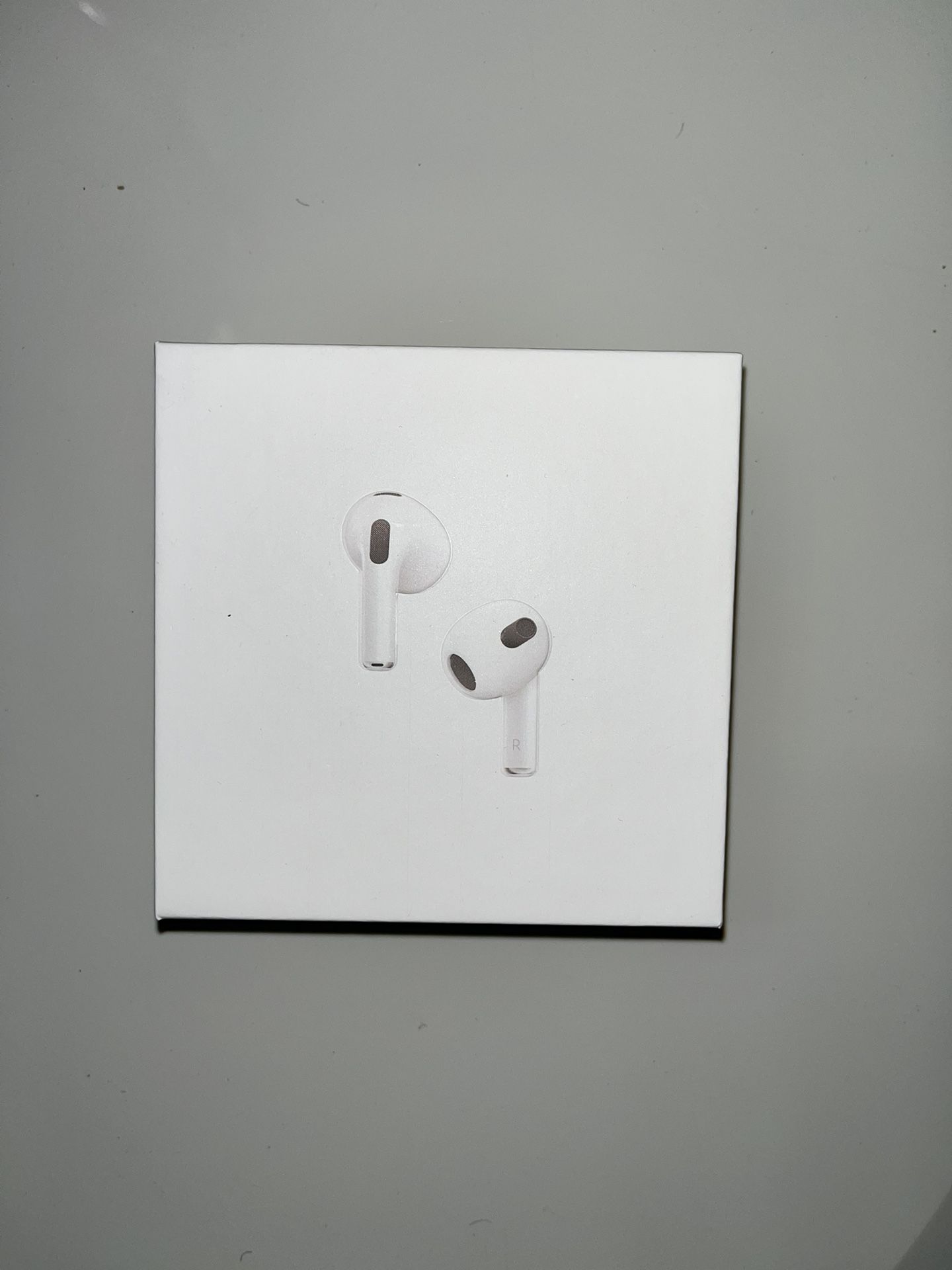AirPods