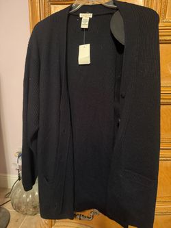 Woman’s Cardigan Sweater