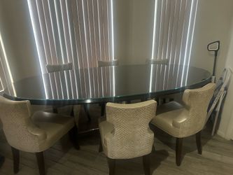DINNING TABLE W/ 6 CHAIRS
