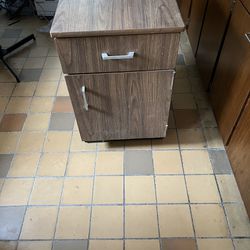 Rolling Cabinet With Drawer And Shelf 