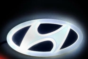 Hyundai led emblem