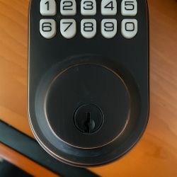 🔐 Keypad Door Lock w/ Key Backup – Pick Up Today | Discounted Security Deadbolt