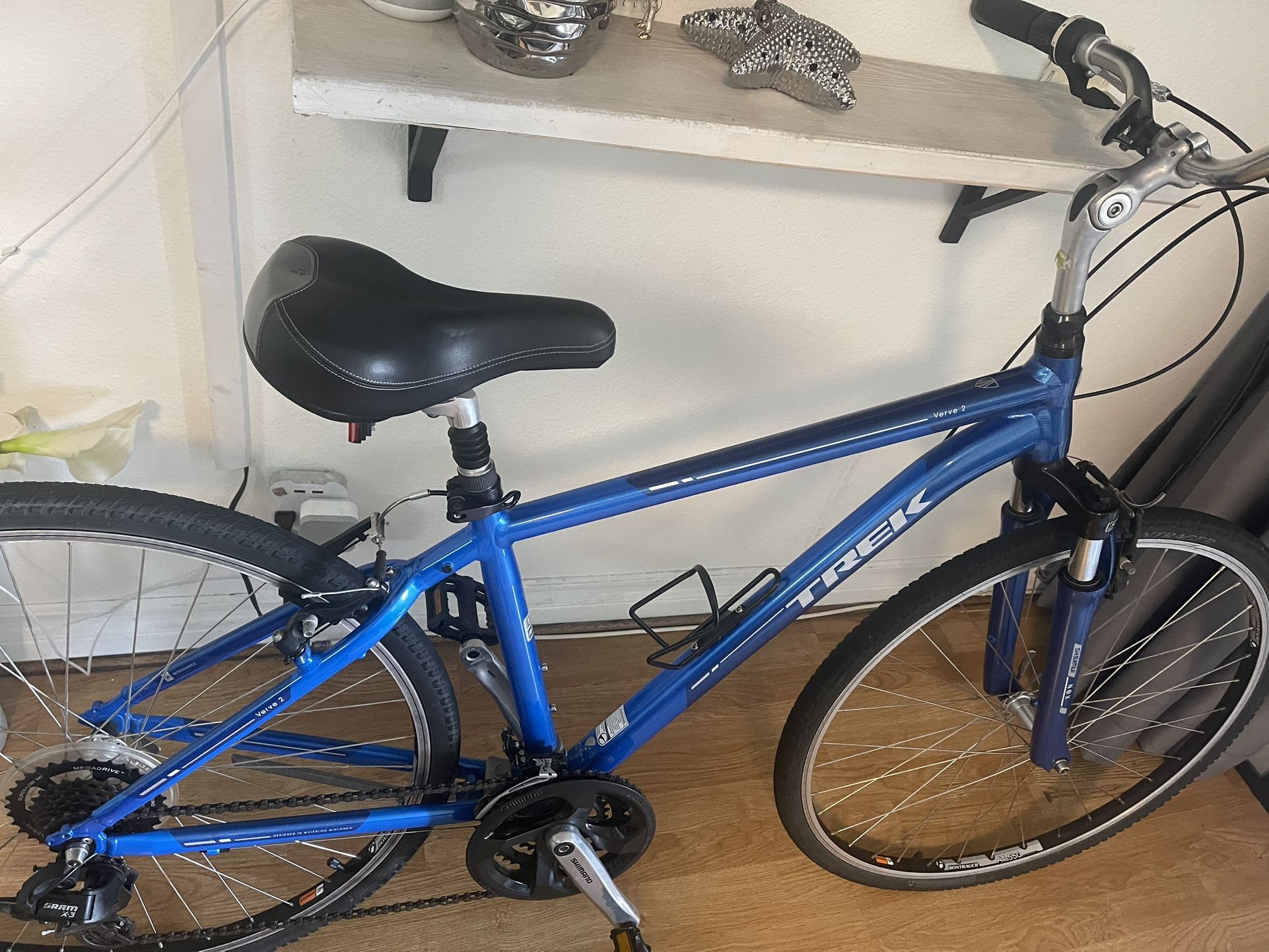 TREK VERVE 2 sport bike