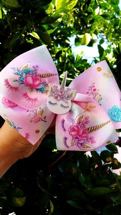 Unicorn bow