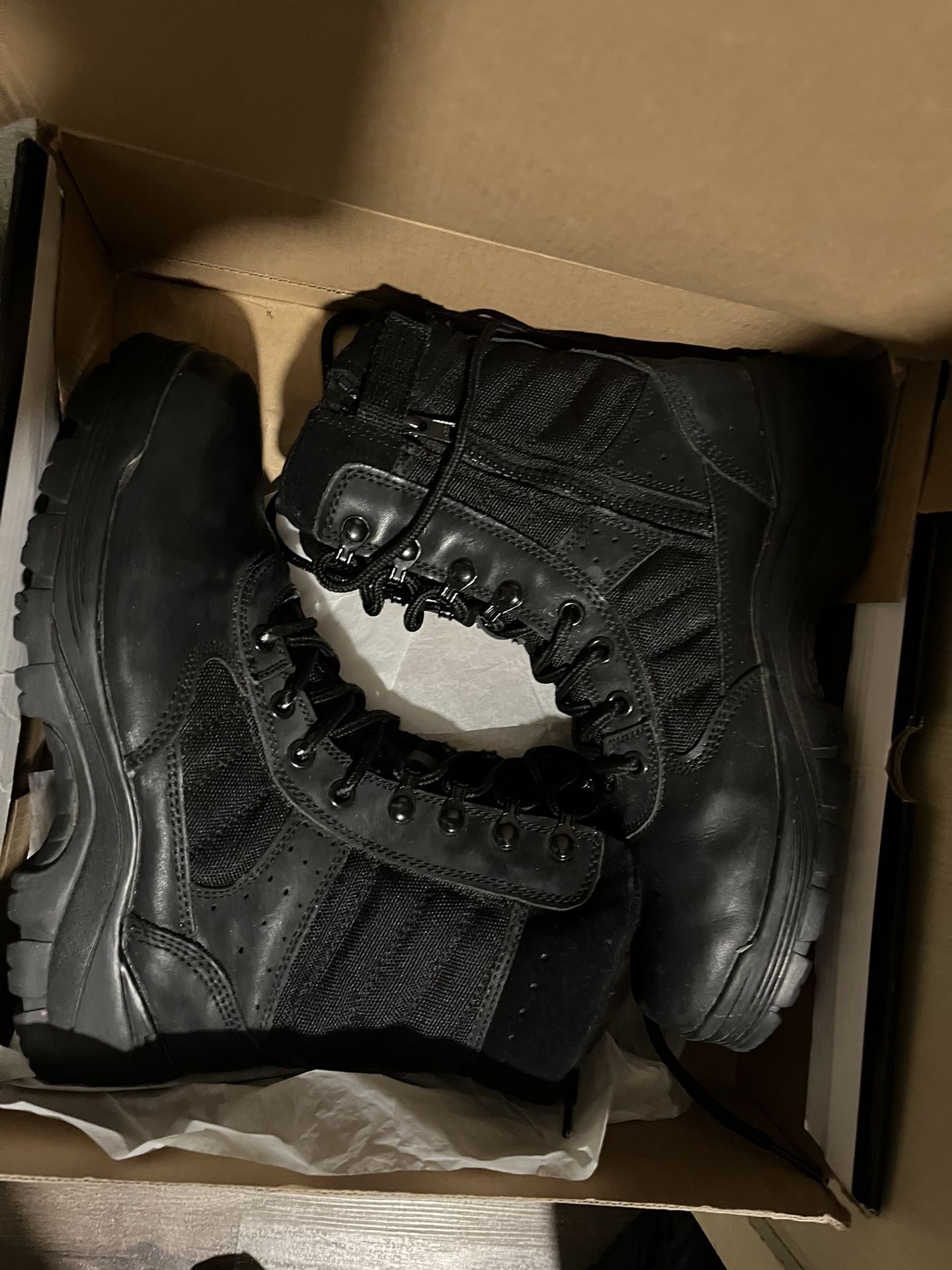 8" Sentry Side-Zip Boots